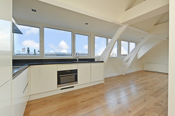 Medium property photo - Oostzeedijk Beneden 29A03, 3062 VK Rotterdam